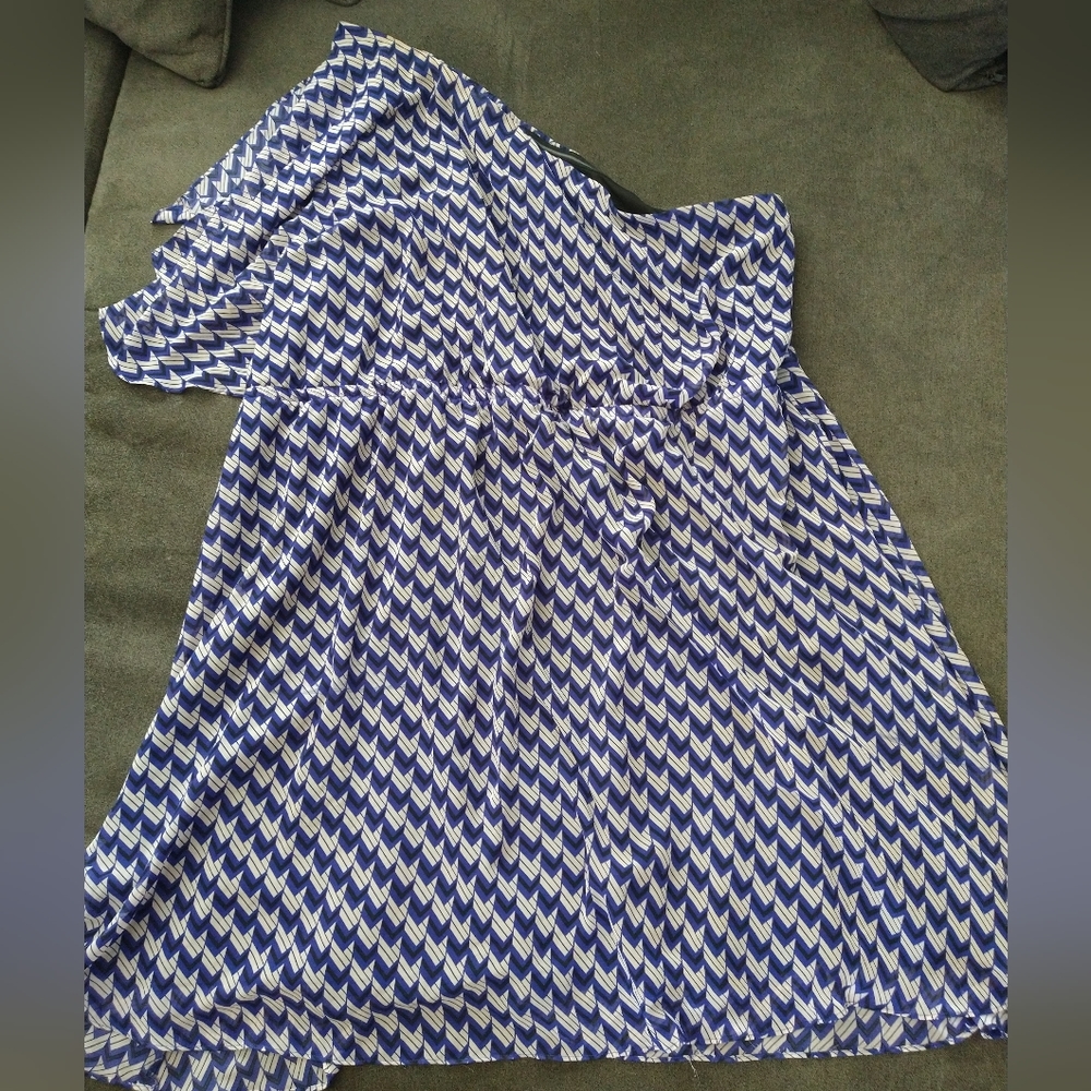 Lane Bryant sz 28 one shoulder dress